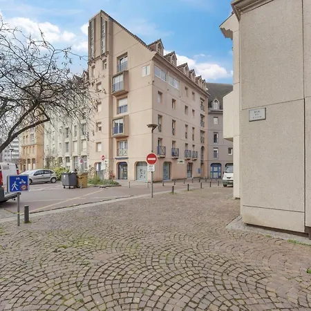 Chic Studio Avec Parking Au Centre-Ville Rouen Exterior photo