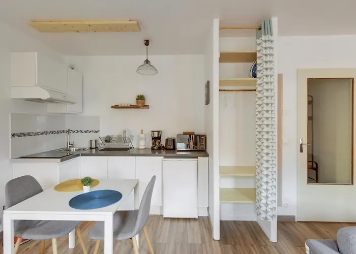 Chic Studio Avec Parking Au Centre-Ville
