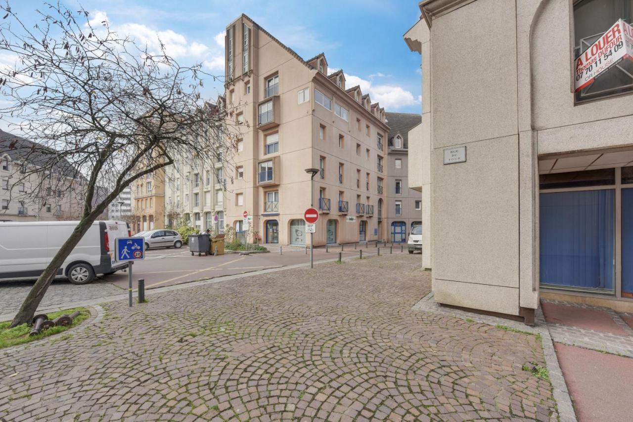Chic Avec Parking Au Centre-ville Appartamento *